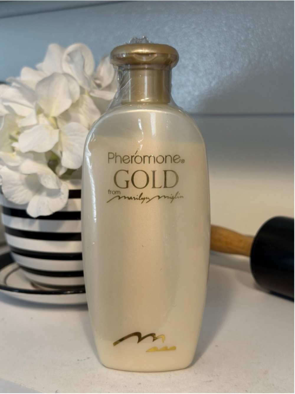 Marilyn Miglin Pheromone Liquid Silk Powder FULL SIZE 8oz NEW SEALED